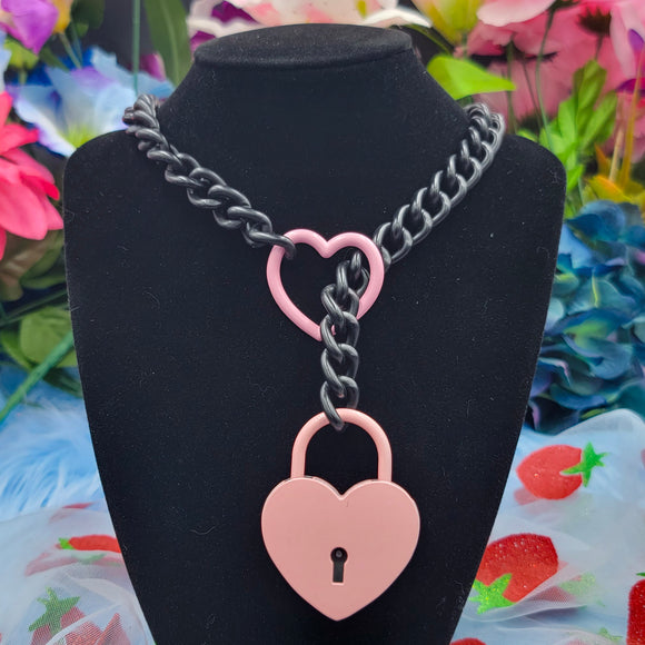 Locked Heart Ring Slip Chain Collar/Choker - Matte Black x Baby Pink